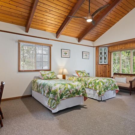 Kilauea Lodge And Restaurant Волкейно Екстериор снимка
