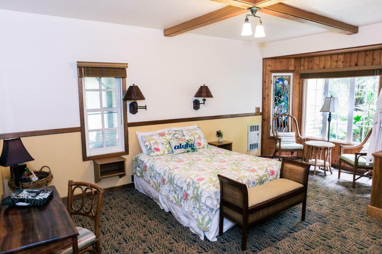 Kilauea Lodge And Restaurant Волкейно Екстериор снимка
