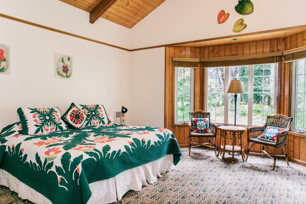 Kilauea Lodge And Restaurant Волкейно Екстериор снимка